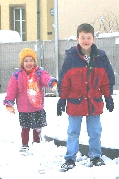 Alex and Juli enjoying the snow