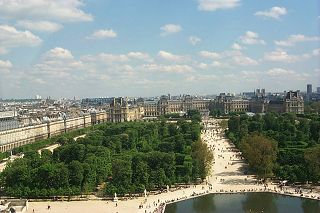 From the pond to the Louvre museum